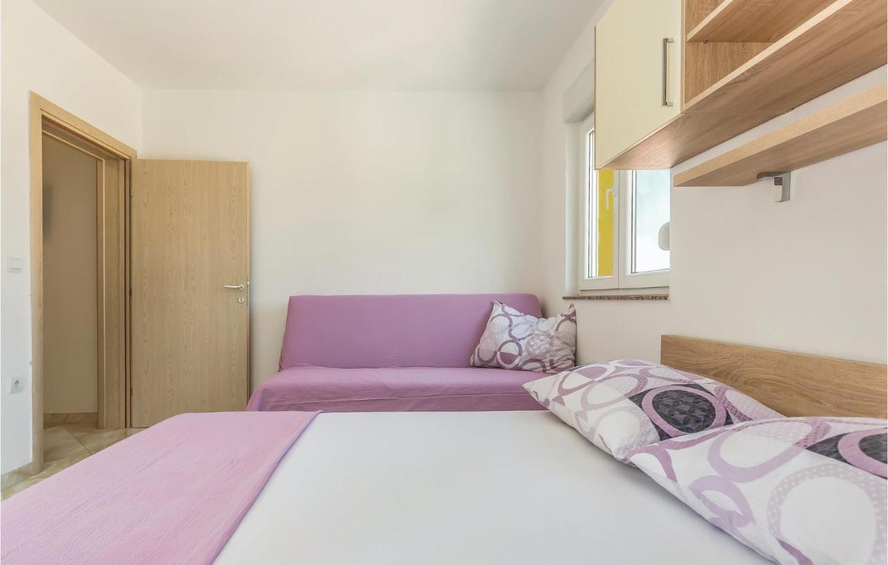 Beautiful Apartment In Krvavica With Kitchen エクステリア 写真
